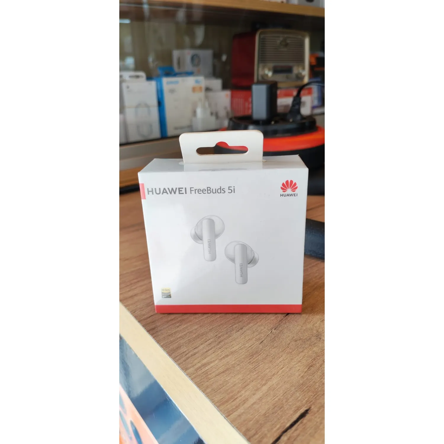 Huawei FreeBuds 5i — Écouteurs Bluetooth ANC — Neuf au Maroc, meilleur prix | Maroc Phone — photo 2
