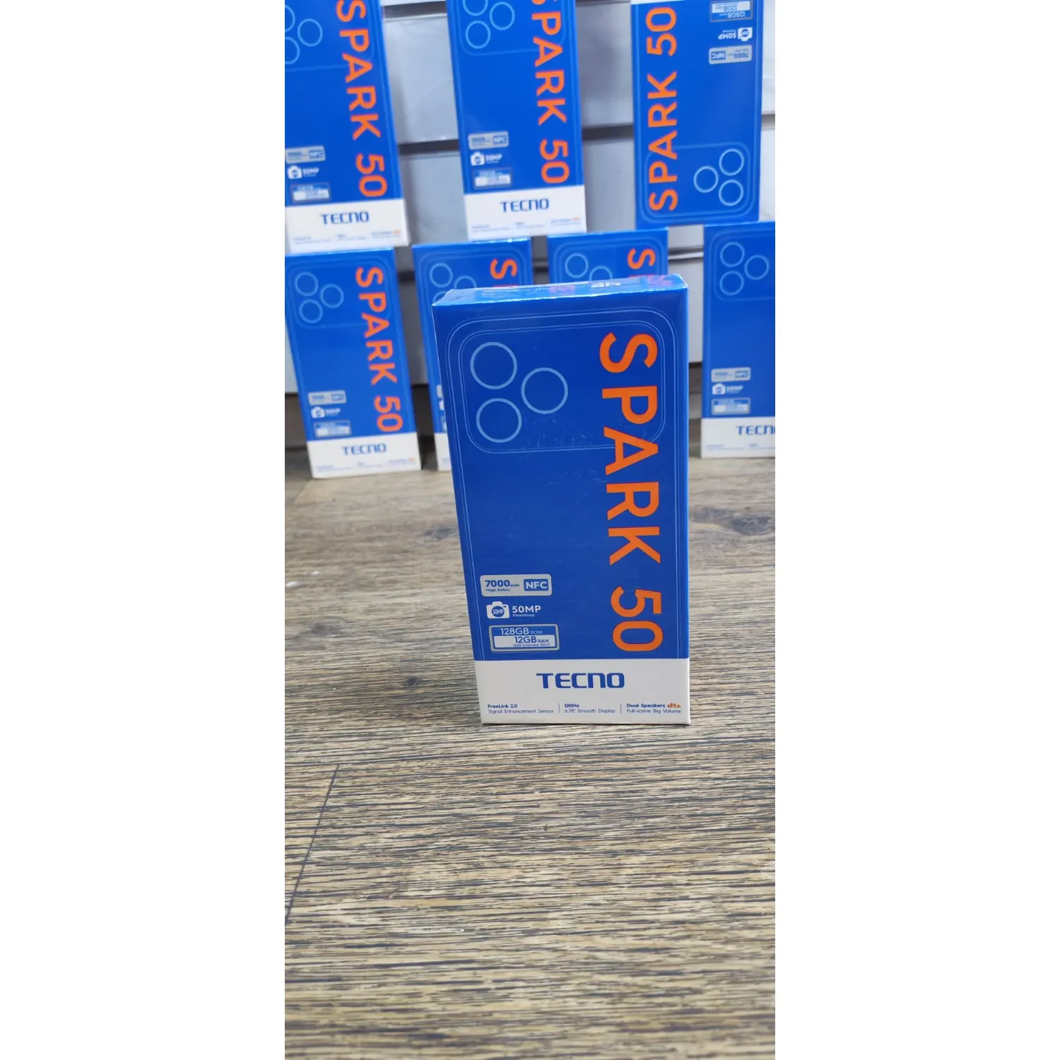 Tecno Spark 50 128 Go 8 Go RAM — Neuf au Maroc